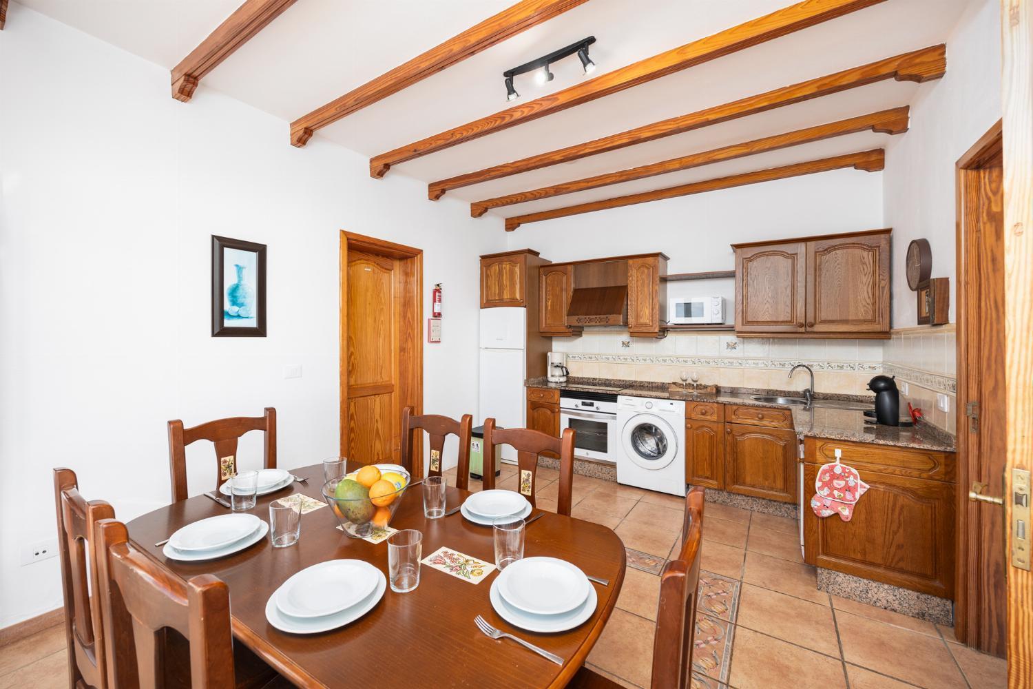 יאיזה Villa Sol Y Mar מראה חיצוני תמונה